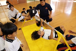 体操教室　鉄棒がんばったね‼　たんぽぽ
