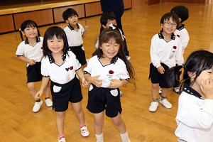 体操教室　鉄棒がんばったね‼　たんぽぽ