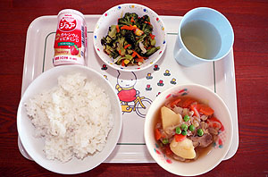 エンゼル畑でおいもほり　年少