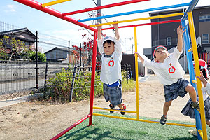 元気いっぱい園庭遊び！　A・B・うさぎ・りす・ことり・ひよこ　NO.2