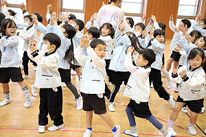 歌・カスタの予行が行われました　年長Aチーム