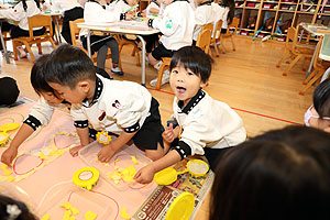 大きなバーステーケーキが完成しました　ぱんだ