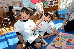 エンゼル幼稚園のお誕生日おめでとう　りす・ひよこ