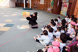 エンゼル幼稚園のお誕生日おめでとう　りす・ひよこ