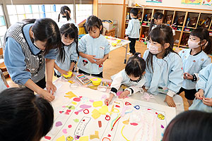 エンゼル幼稚園のお誕生日おめでとう　B