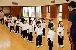 体操教室がんばったね　ひまわり