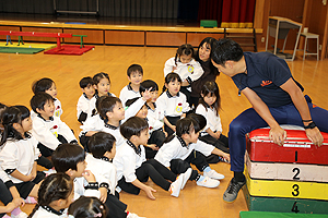 体操教室がんばったね　ひまわり