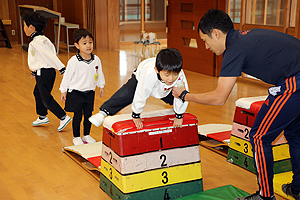 体操教室がんばったね　ひまわり