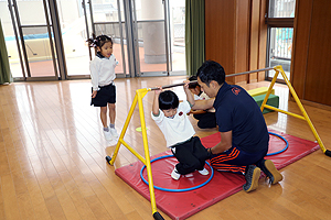 体操教室がんばったね　ひまわり