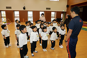 体操教室がんばったね　ひまわり