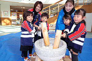 もちつき大会　うさぎ・りす・ことり