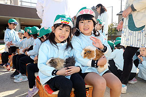 ふれあい動物園　たのしかったね　年長組