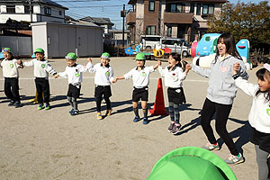 サッカー教室が開かれました　年長A・B