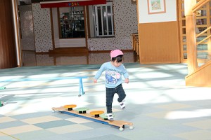 サーキット遊び　たのしいね‼　　ひよこ