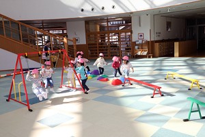 サーキット遊び　たのしいね‼　　ひよこ