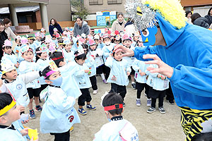 節分　みんなで豆まきをしました　全園児