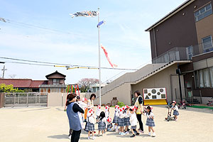 園庭遊び楽しかったね　　年少組　NO.2