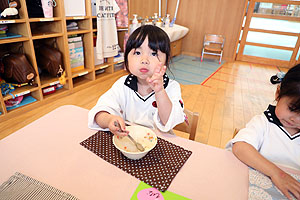 お給食の様子です　うさぎ・りす