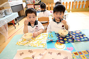 お給食の様子です　うさぎ・りす