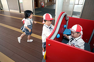 みんなで汽車に乗りました　りす