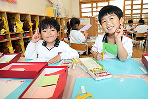 時の記念日の制作　D・E