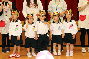 4月生まれのお誕生会　「幼稚園劇」　年少組・ひよこ・あひる組