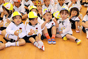 4月生まれのお誕生会　「幼稚園劇」　年少組・ひよこ・あひる組