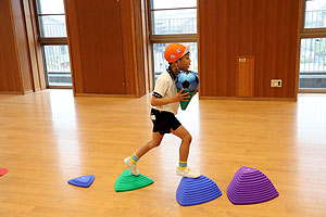 4月生まれのお誕生会　「春の大運動」　年長組　NO.2