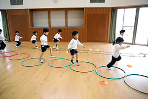 ホールでサーキット遊び　B