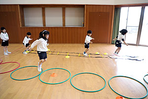 ホールでサーキット遊び　B