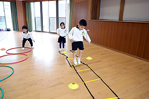 ホールでサーキット遊び　B