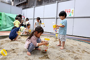 泥んこ遊び楽しかったね　　あひる