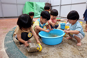 泥んこ遊び楽しかったね　　あひる