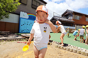 泥んこ遊び　ひまわり・きりん