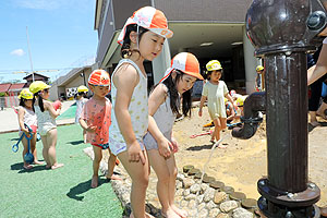 泥んこ遊び　ひまわり・きりん