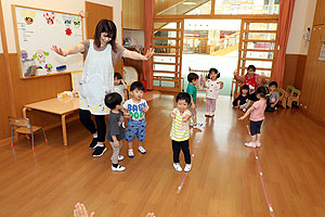 イングリッシュ　ひよこ・あひる