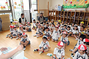 カタツムリの観察　りす・ひまわり