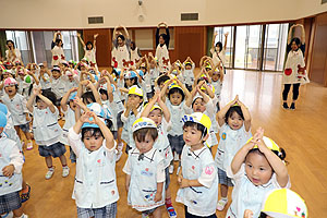 5月生まれのお誕生会　　年少組