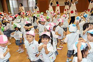 5月生まれのお誕生会　　年少組