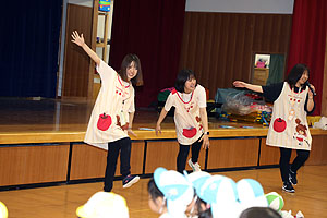 5月生まれのお誕生会　　年少組