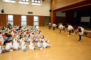 5月生まれのお誕生会　　年少組