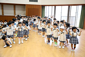 5月生まれのお誕生会　　年中組