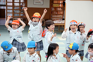 5月生まれのお誕生会　　年長組