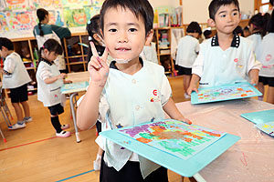 梅雨の制作　すみれ