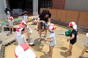 どろんこ遊び　りす・ことり