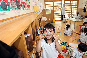 お部屋で自由遊び　E・こあら