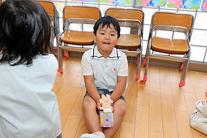 お部屋で自由遊び　E・こあら