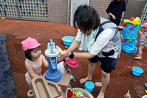 水遊びたのしかったね　ひよこ