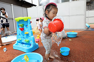 水遊びたのしかったね　ひよこ