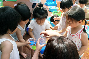 色水遊び楽しかったね！　あひる